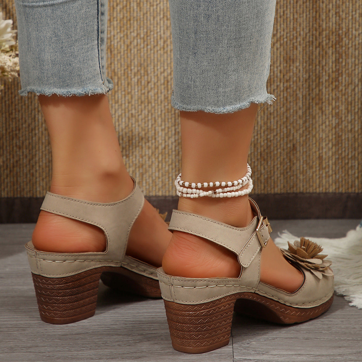 VTX Bloom — Floral Chunky Platform Sandal