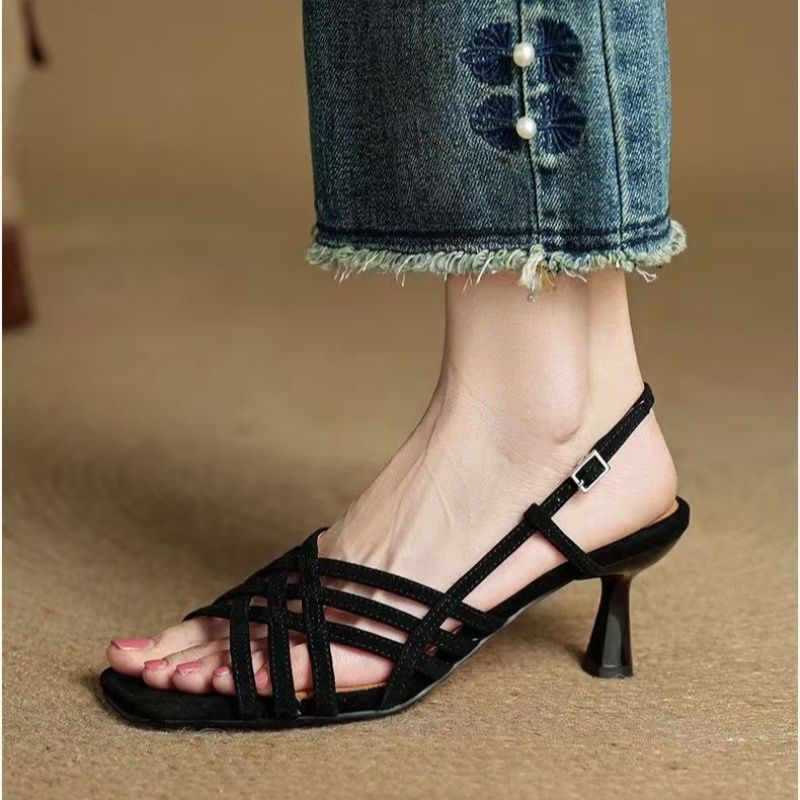 VTX Strap — Square-Toe Mid Heel Sandal