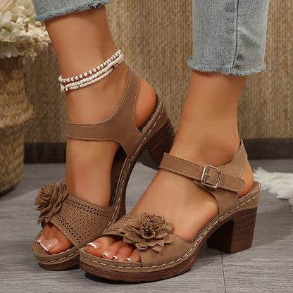 VTX Bloom — Floral Chunky Platform Sandal